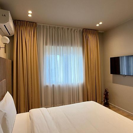 Vater Apartments Тирана Экстерьер фото
