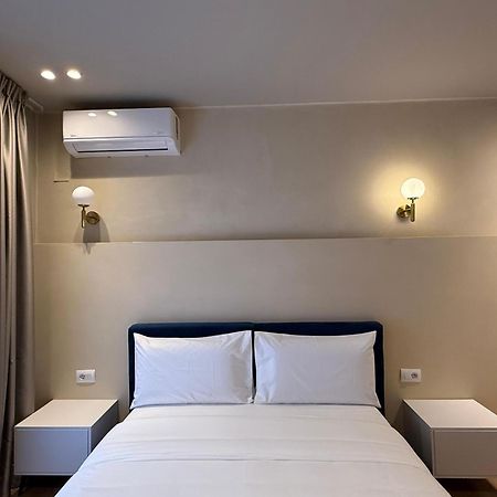 Vater Apartments Тирана Экстерьер фото
