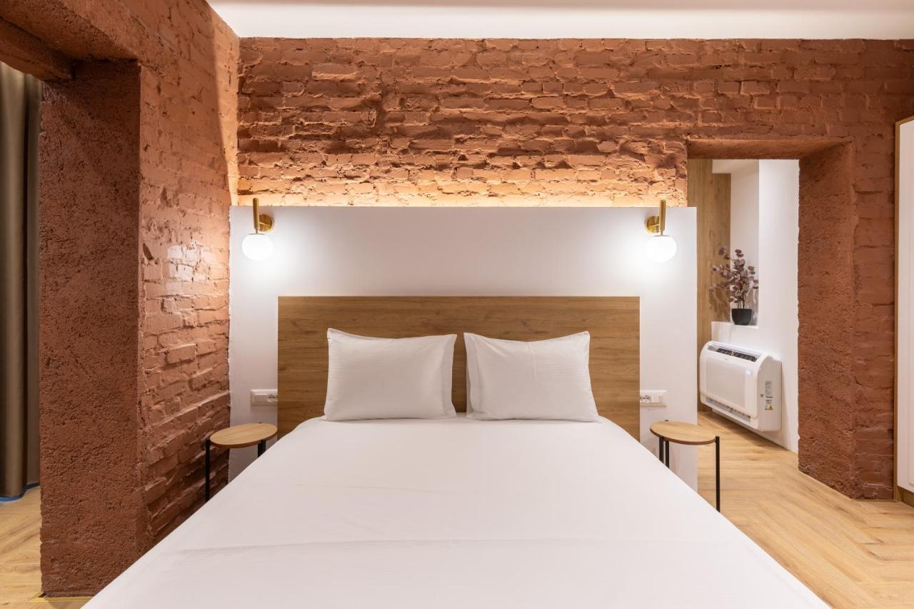 Vater Apartments Тирана Экстерьер фото