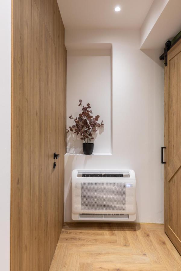 Vater Apartments Тирана Экстерьер фото