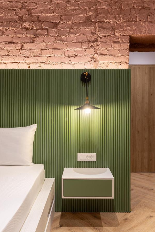Vater Apartments Тирана Экстерьер фото