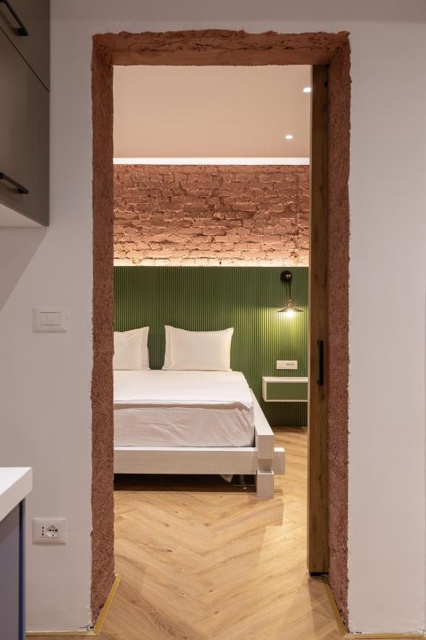 Vater Apartments Тирана Экстерьер фото