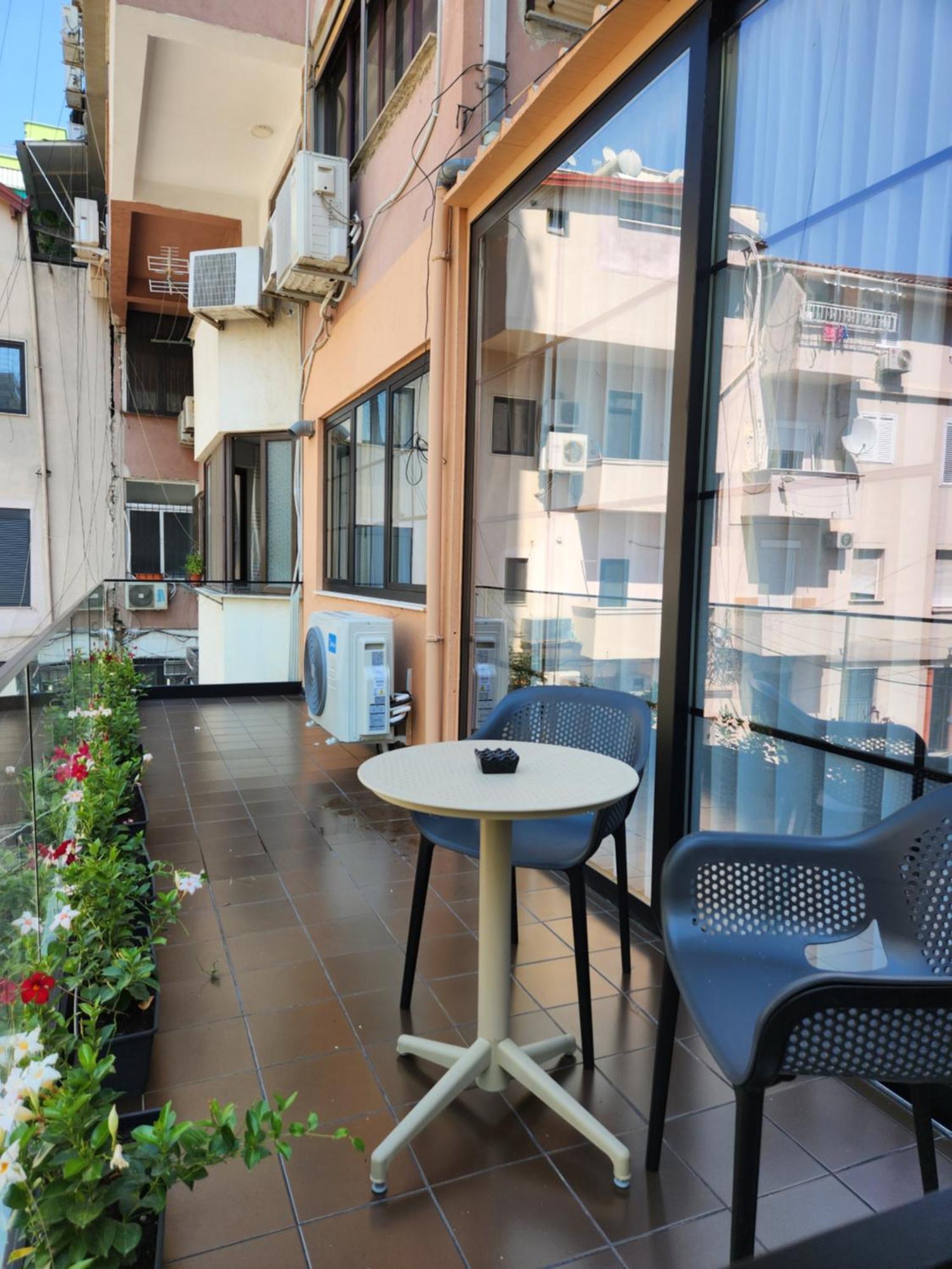 Vater Apartments Тирана Экстерьер фото