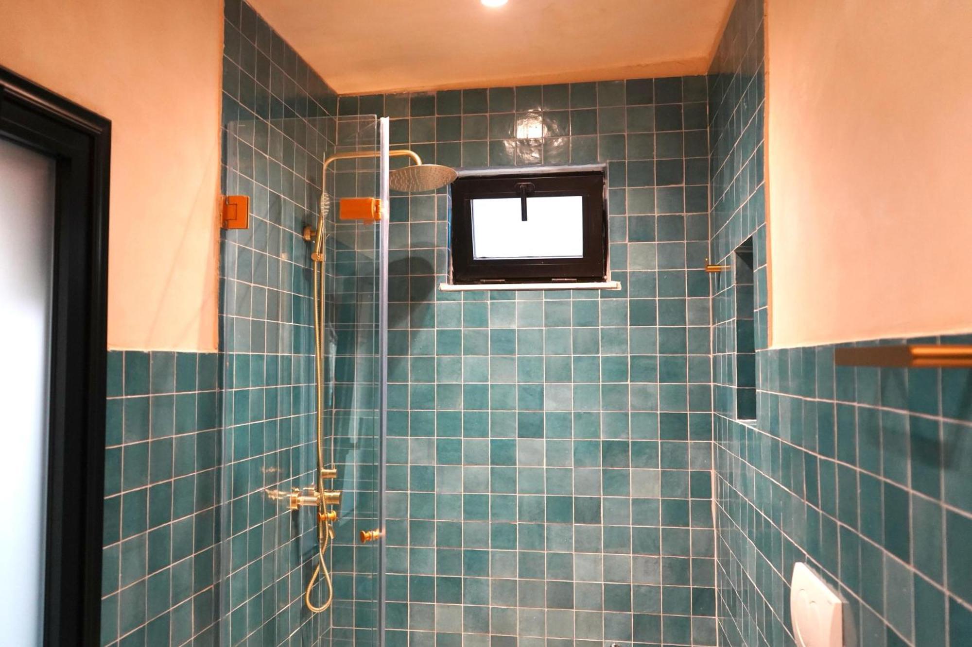 Vater Apartments Тирана Экстерьер фото