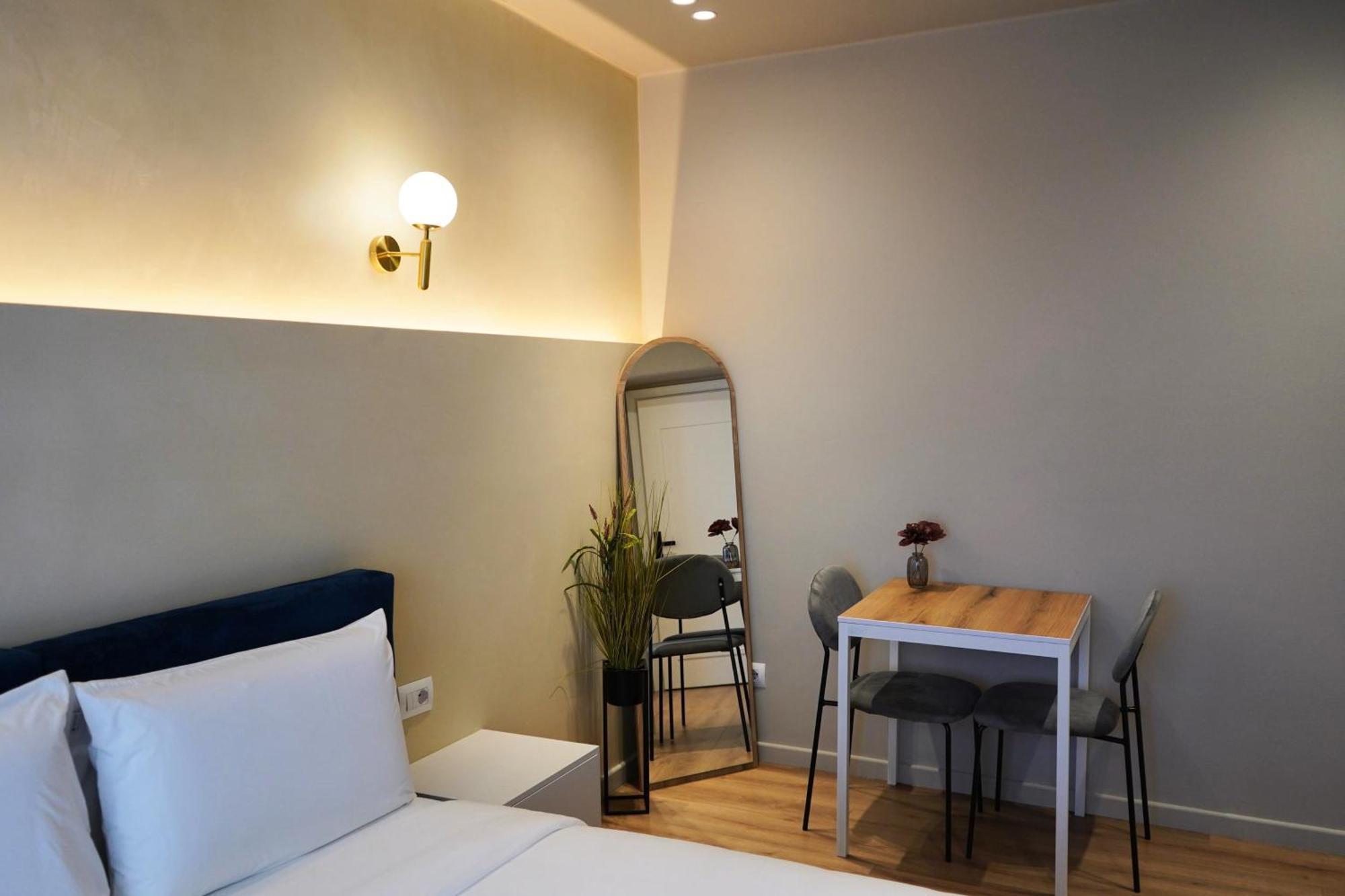 Vater Apartments Тирана Экстерьер фото
